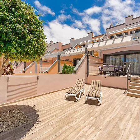 Apartment Townhouse With Three Bedrooms