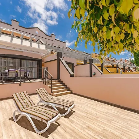 Apartment Townhouse With Three Bedrooms